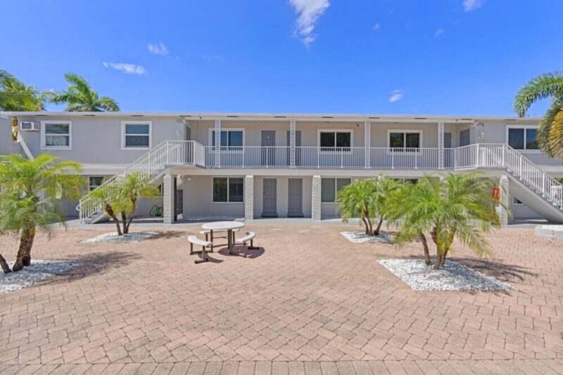 Renaissance Recovery - Florida