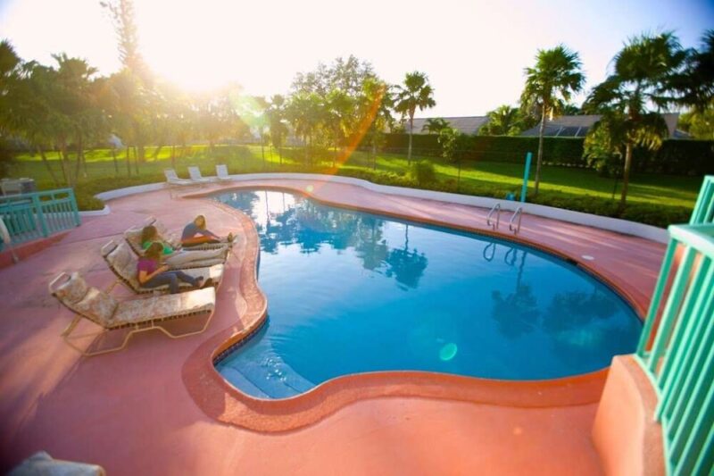 Renfrew Coconut Creek