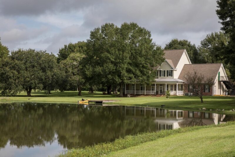 Whispering Oaks Lodge