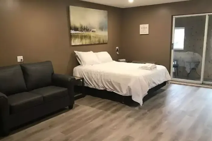 1000 Islands Addictions Treatment Centre