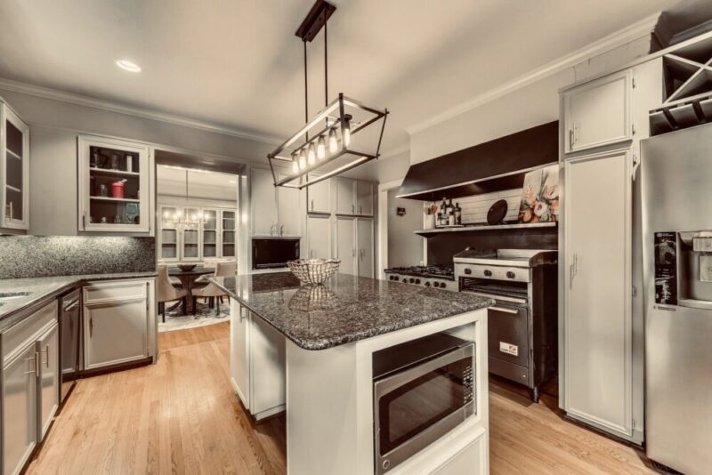 ELEMENTS Swiss Avenue