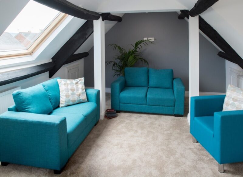 Gladstones Clinic - Narles Farm