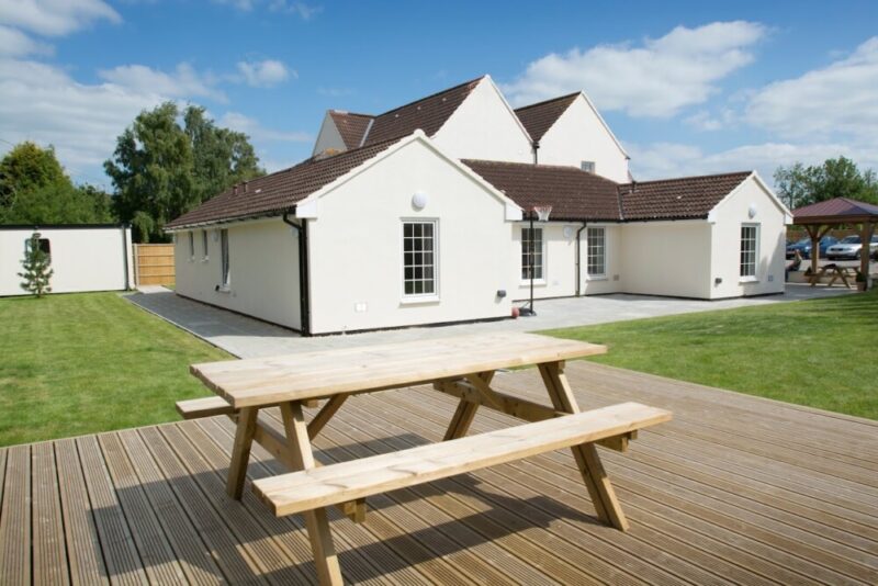 Gladstones Clinic - Narles Farm