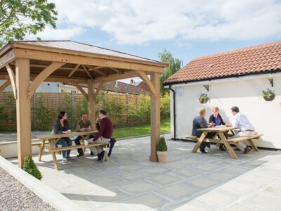 Gladstones Clinic - Narles Farm