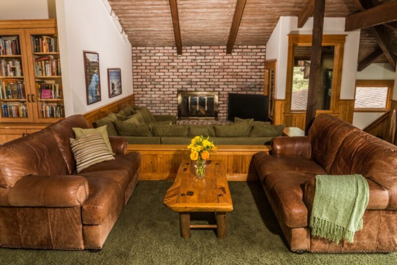 Monte Nido Mountain Nest